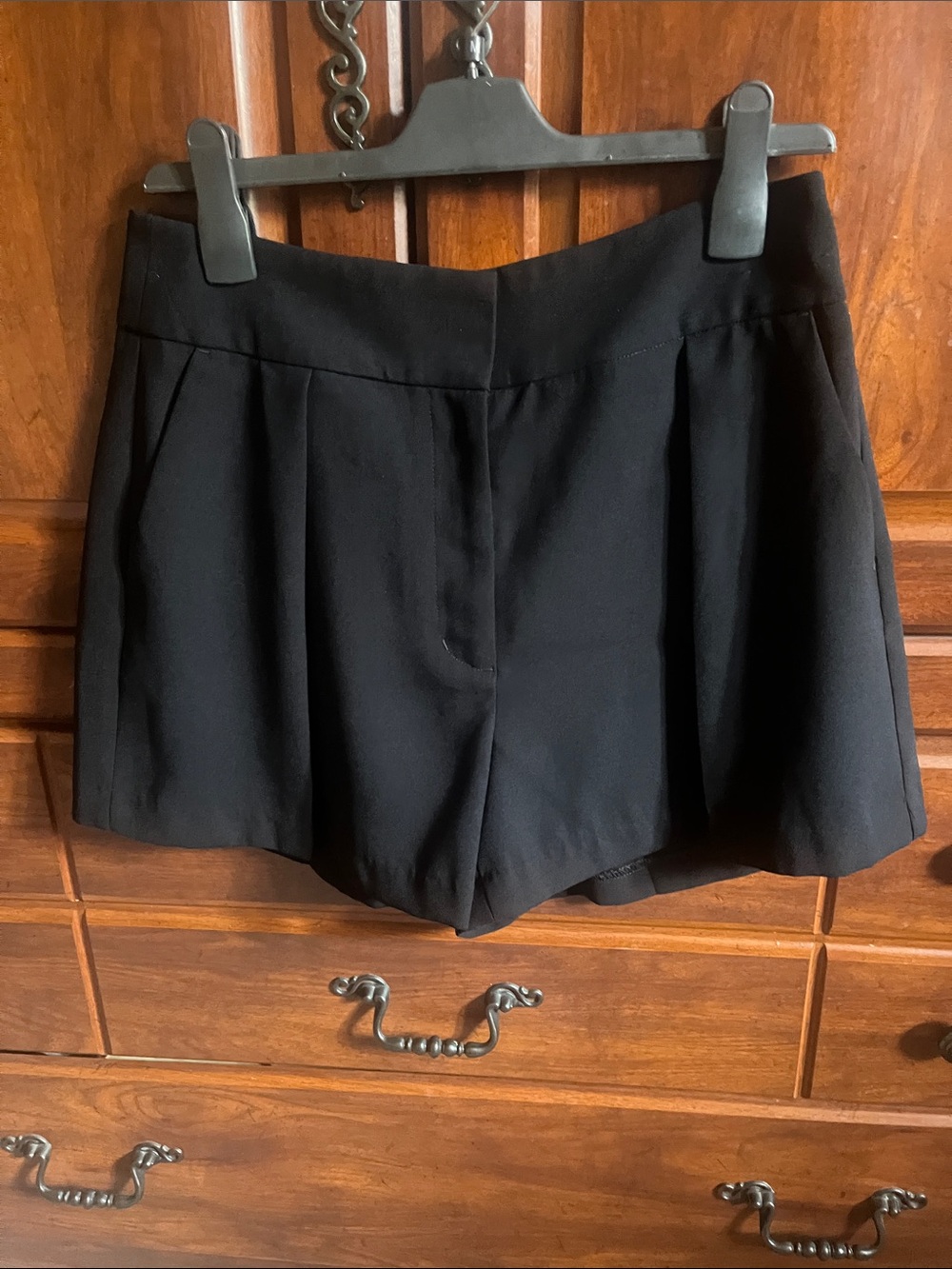 Express Black Pleated Tailored Skort